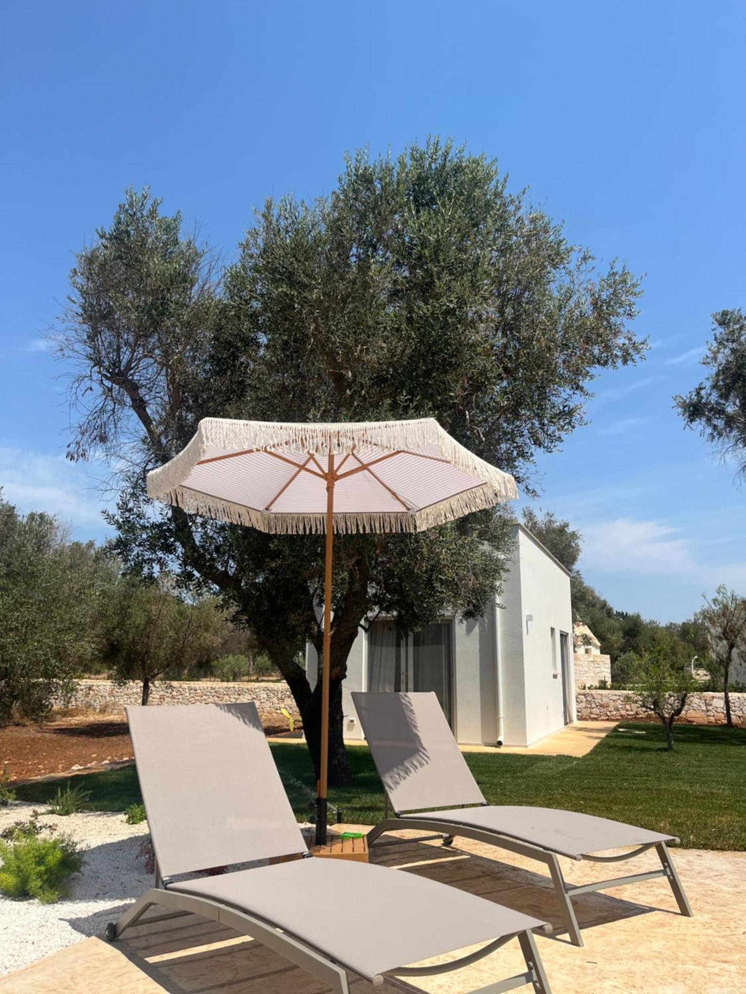 Trullo Gritti All'Antico Uliveto 산 미켈레 살렌티노 외부 사진