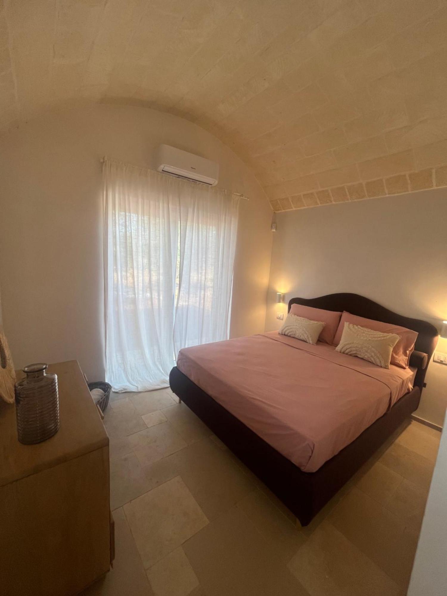Trullo Gritti All'Antico Uliveto 산 미켈레 살렌티노 외부 사진